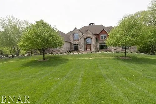 6 Eastwood Ct photo 1