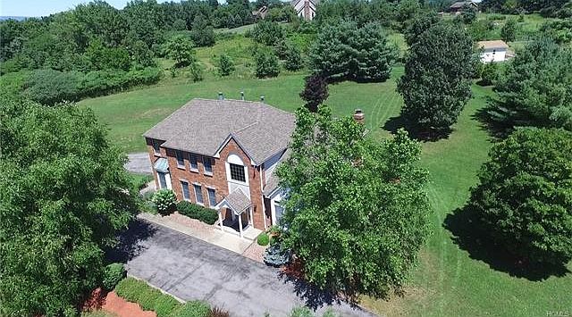 1st image of 918 River Point Dr