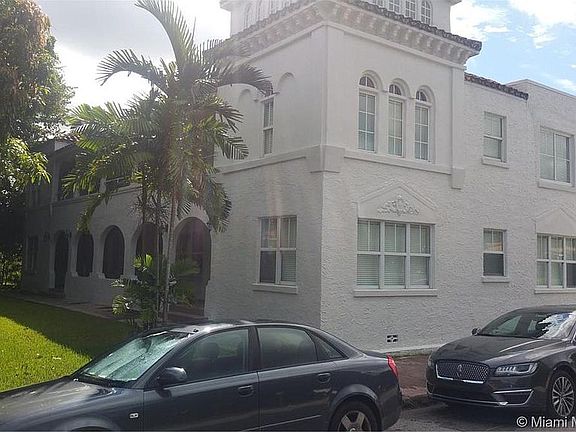 3rd image of 119 Cibao Ct APT 2