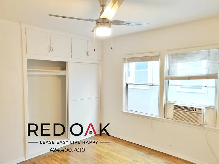 5832 Carlton Way #4 — Photo 3