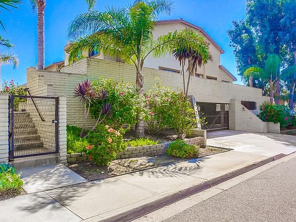 Levante Street Entrance to Parking and Units