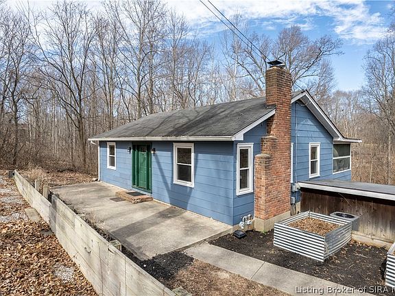 2nd image of 4394 Paoli Pike