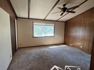 1382 Maricopa Dr #3, Oshkosh, WI 54904