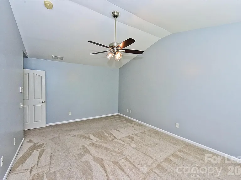 9824 Carson Whitley Ave — Photo 11