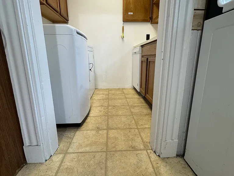 35 Fiske St #1 — Photo 14