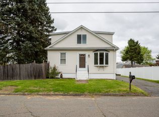 16 Foss Ave, Chicopee, MA 01013