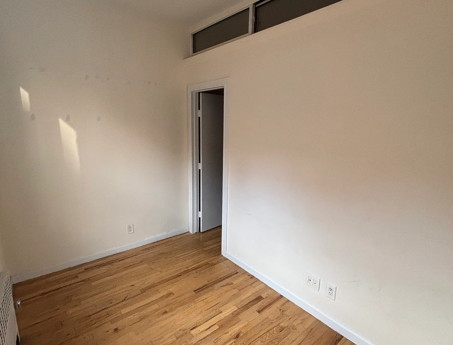 414 East 77th Street — Photo 1