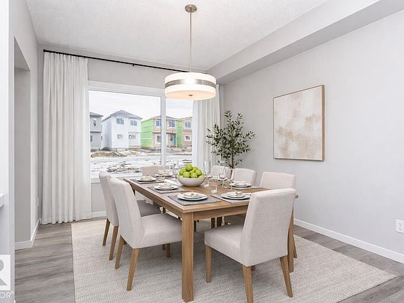 3rd image of 33 McLeod Ave