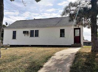 203 E 7th St, Osmond, NE 68765