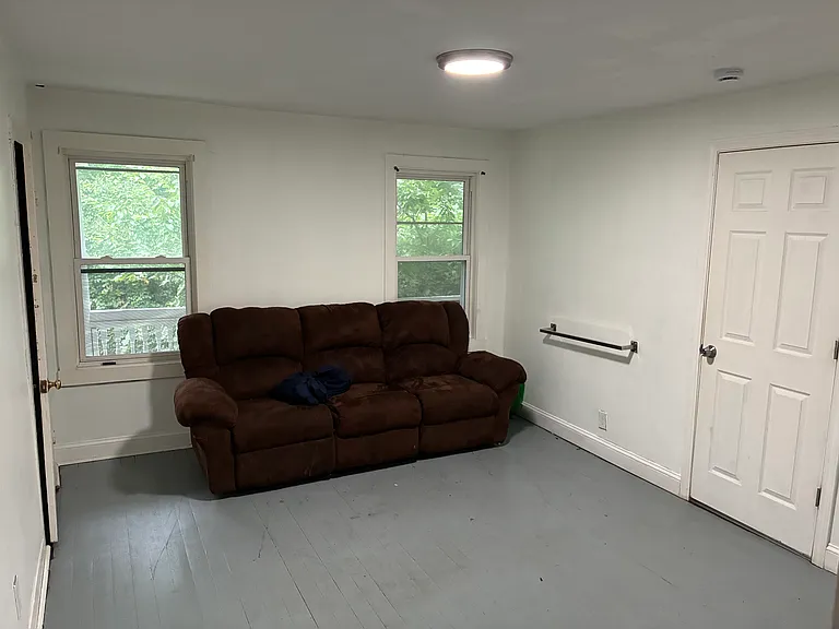 10 Becker Pl #4 — Photo 10
