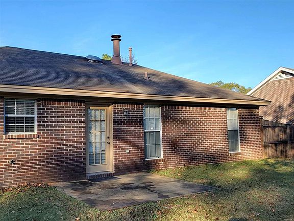 5th image of 6018 Karen Valley Cv