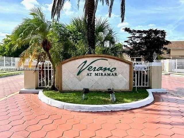 Verano At Miramar Condo — Photo 1