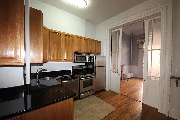 Rented by Bien Realty Ltd | media 46