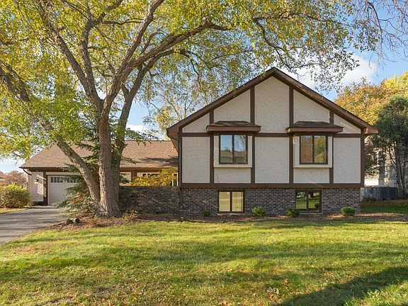 2nd image of 14315 Wedgeway Ct