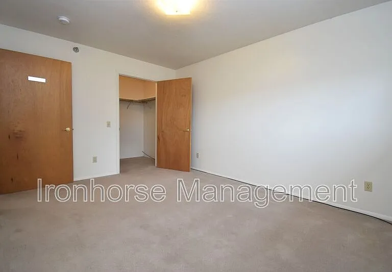 813 W Villard St #76 — Photo 19