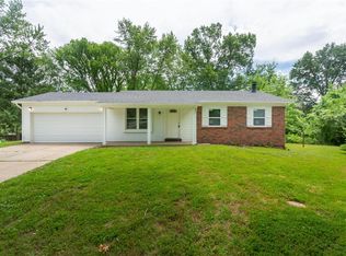 1470 Villa Lago Dr, Saint Louis, MO