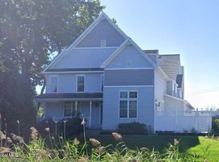 1 B Applewood Dr #A, Ballston Lake, NY 12019