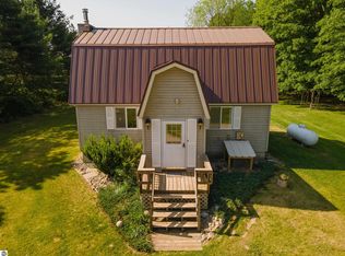 12168 Moorestown Rd SE, Fife Lake, MI 49633