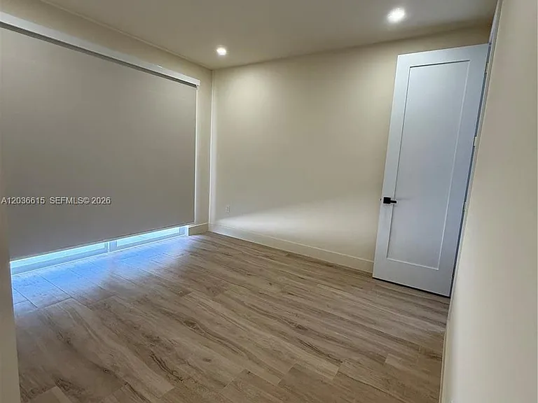 3326 Elizabeth St — Photo 48
