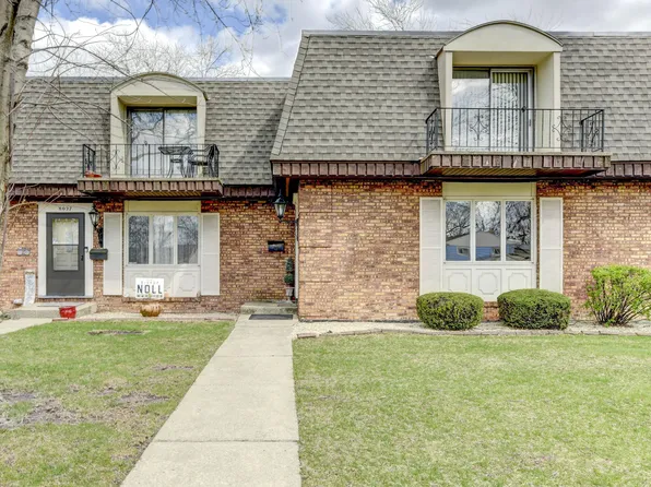 8029 Jefferson Ave, Munster, IN 46321