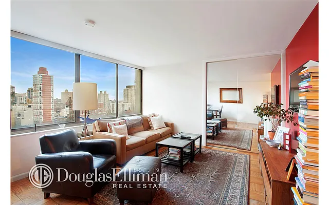 Rented by Douglas Elliman | media 7