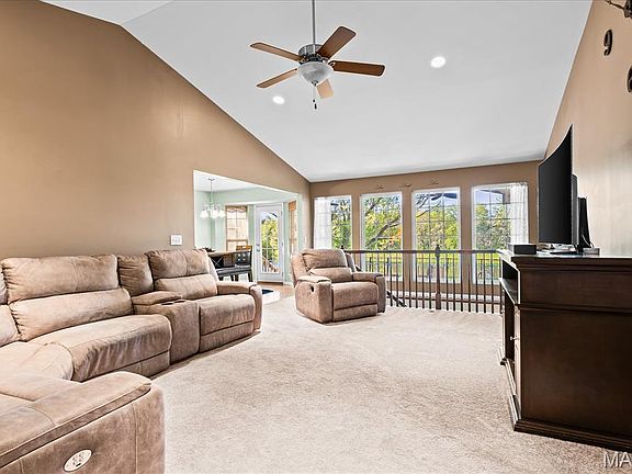 5th image of 2923 Wye Oak Dr
