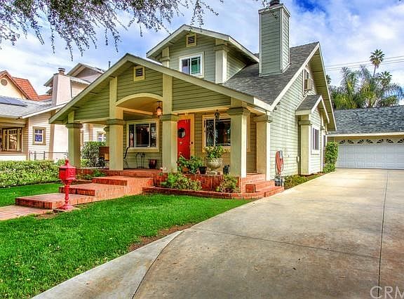 2nd image of 204 S Marguerita Ave