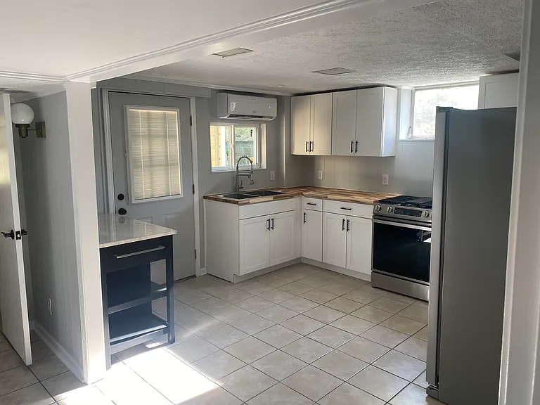 237 Belton Dr — Photo 9
