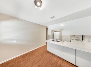 5359 Fredericksburg Rd APT 104, San Antonio, TX 78229