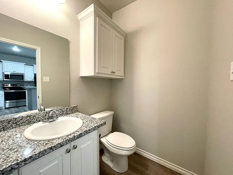 6040 24th St #25 — Photo 5