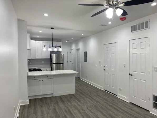 (undisclosed Address), Chicago, IL 60608