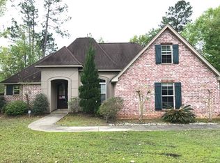 6420 Apelehama Ct, Diamondhead, MS 39525