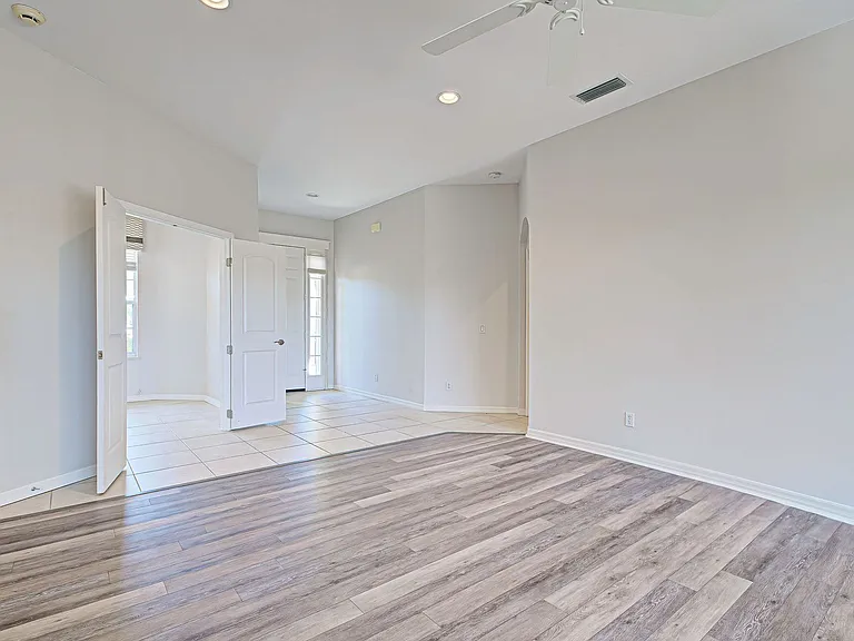 910 Bramley Ct #6 — Photo 17