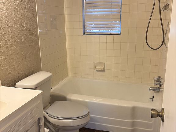 2nd image of 2729 SW 61st St