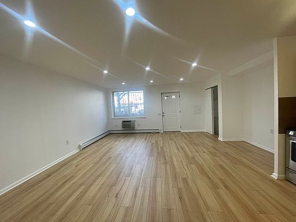 4th image of 1449 5th Ave Floor 1