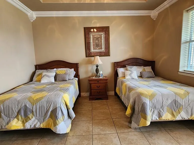 106 W Capricorn Dr — Photo 20