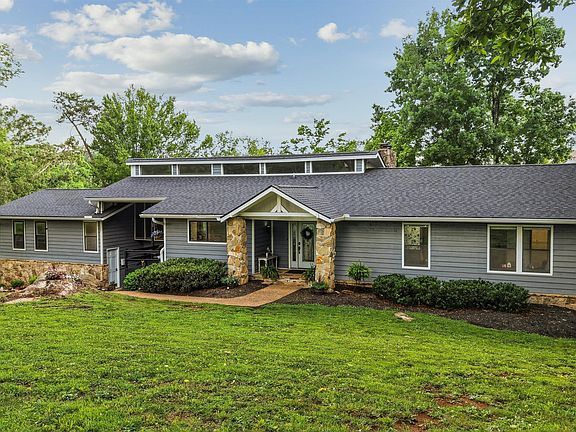 2nd image of 7514 Rivertrace Blvd