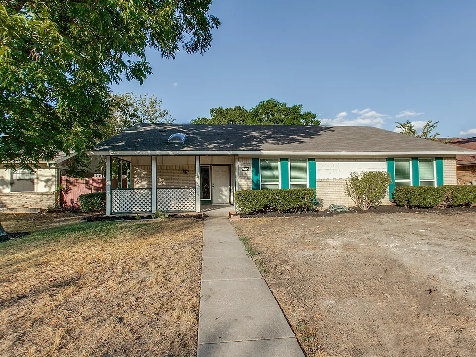 2705 Forest Park Dr