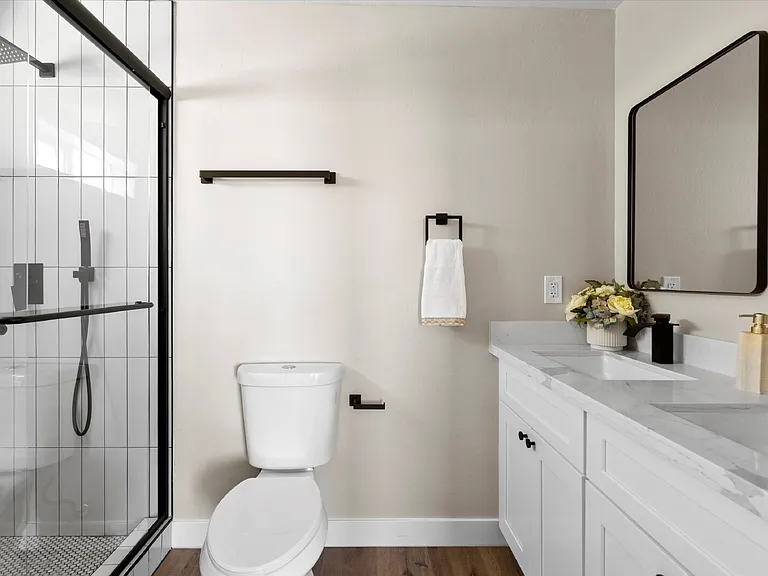 2551 E Broadway Rd #1 — Photo 10