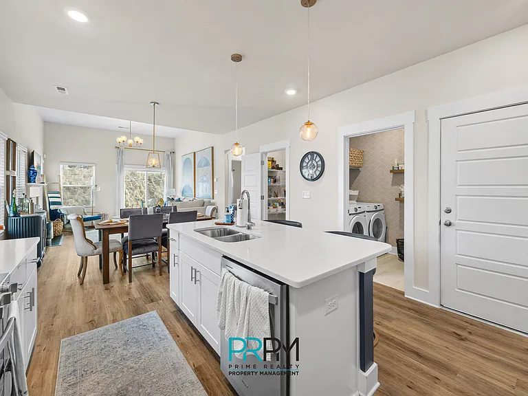 63 Galley Ln — Photo 8