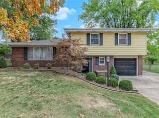 606 Danny Ln, O'Fallon, MO 63366