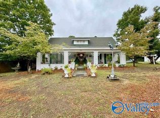 225 Main St, Cherokee, AL 35616