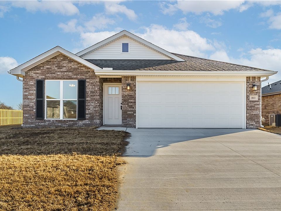 1st image of 813 S Green Heron Ln