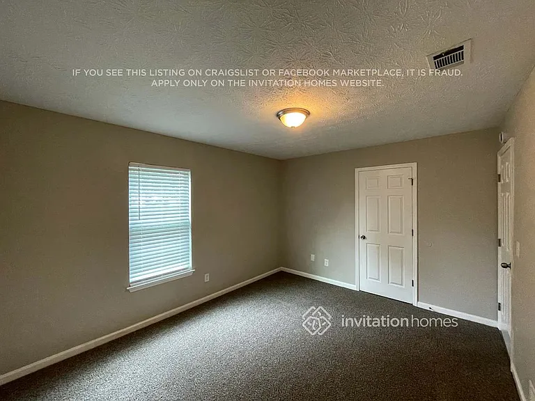 1415 Oak Knoll Dr NE — Photo 17