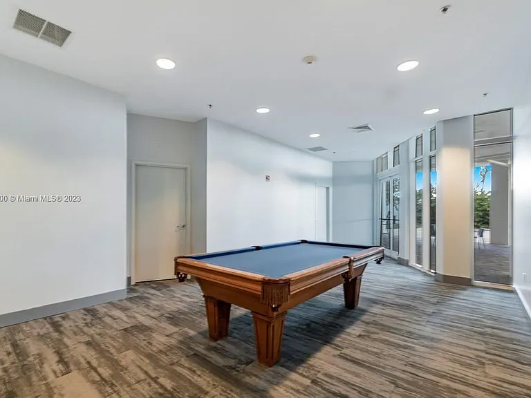 6515 Collins Ave #810 — Photo 19