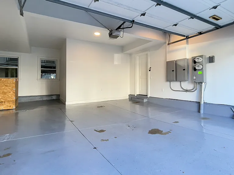 2211 Steiner St — Photo 30