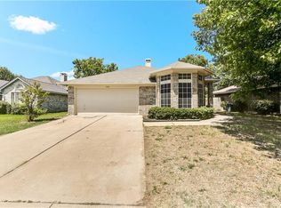 1912 Green Willow Dr, Fort Worth, TX 76134