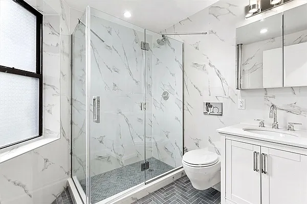 Rented by Vertical Real Estate LLC | media 6