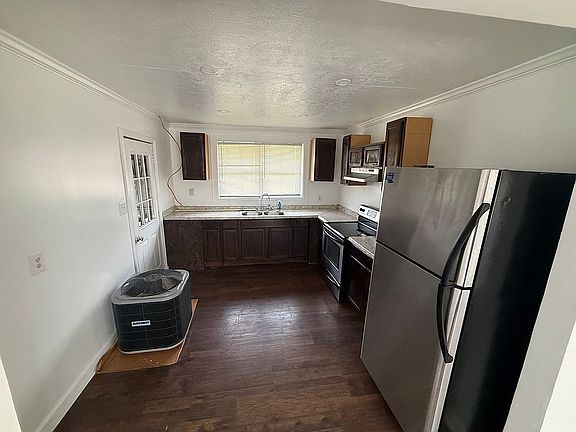 3rd image of 1259 Dugas St