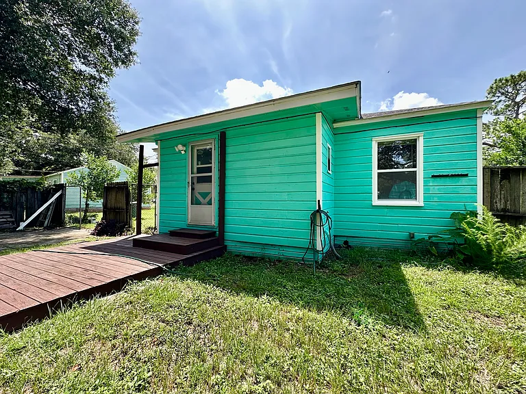219 NW Gilliland Rd — Photo 22